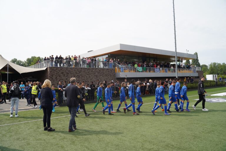 Feyenoord wint U13 CUP op sportpark Couwenhoek