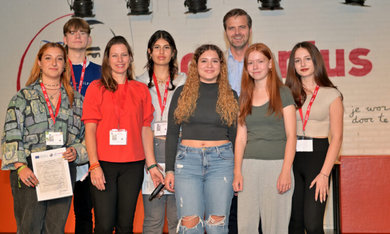 Leerlingen uit vijf EU-landen bezoeken Comenius Lyceum tijdens uitwisselingsproject