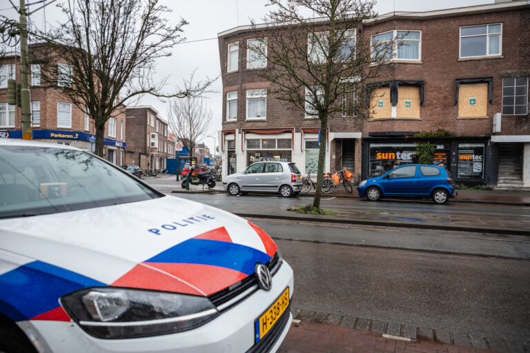 Capellenaar (17) en Rotterdammer (60) met explosief aangehouden in Den Haag